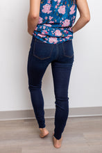 Load image into Gallery viewer, Connie High Rise Jean in Dark Wash
