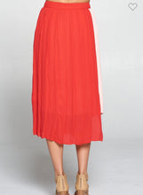 Load image into Gallery viewer, Red/Blush Pleat Detail Skirt
