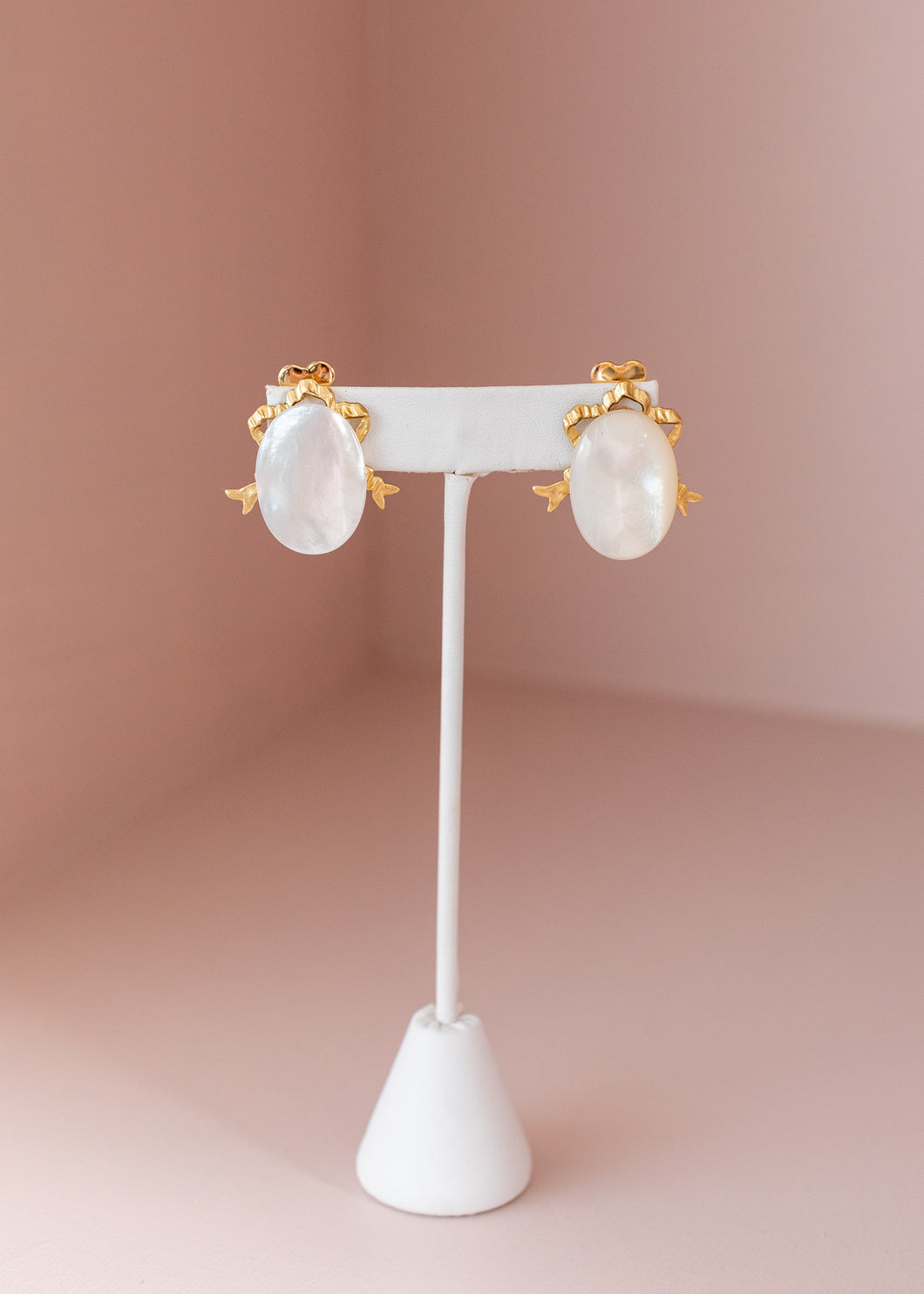 Oval Pearl Bow Stud Earrings