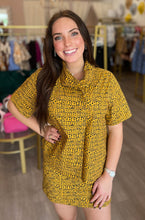 Load image into Gallery viewer, Rhiannon Blouse in Tobacco
