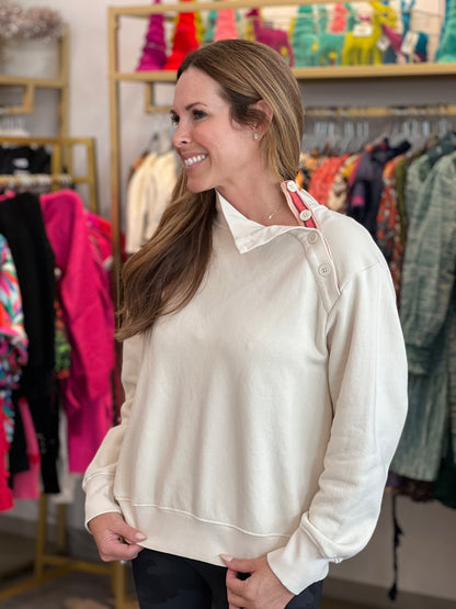 Button Neck Sweatshirt in Eggshell