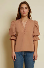 Load image into Gallery viewer, Twyla Taupe Blouse
