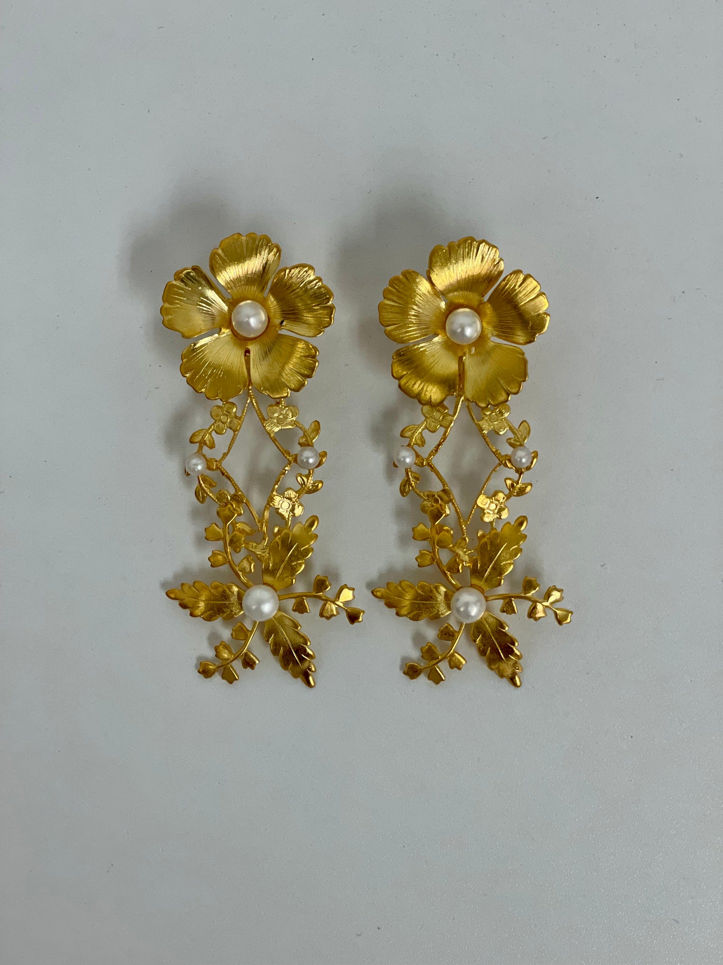 Floral Whisp Earring