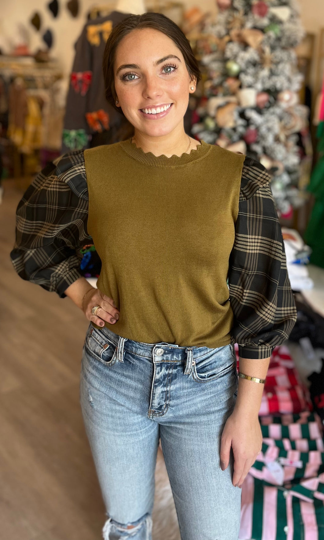 Golden Brown Scallop Sweater w/Plaid