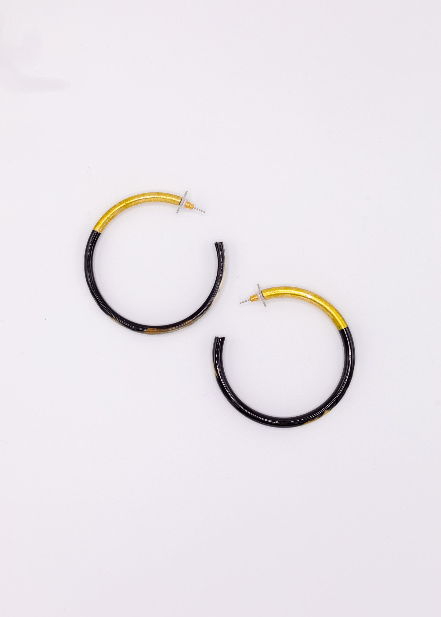 Liz Natural Dark Hoop Earring