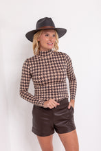 Load image into Gallery viewer, Mia Vegan Leather Short in Java
