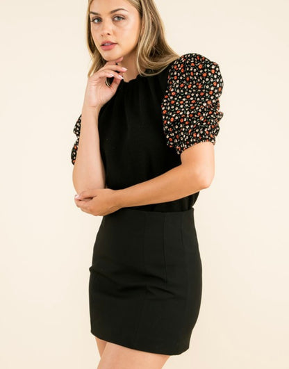 Knit Flower Puff Sleeve Top in Black