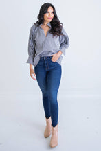 Load image into Gallery viewer, Black Ruffle Sleeve V Neck Top
