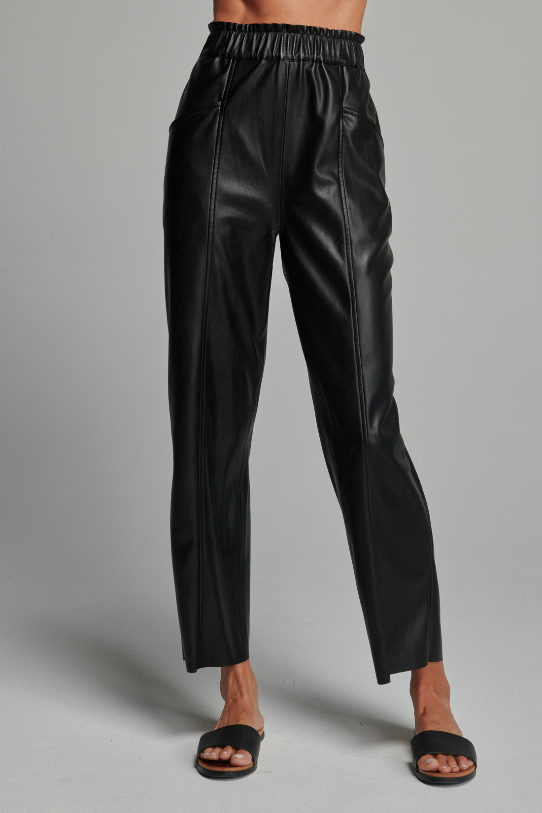 Harper Pant in Black