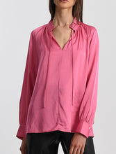Load image into Gallery viewer, Pink Rose Long Sleeve Blouse
