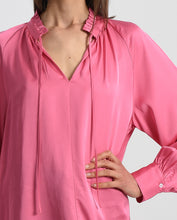 Load image into Gallery viewer, Pink Rose Long Sleeve Blouse
